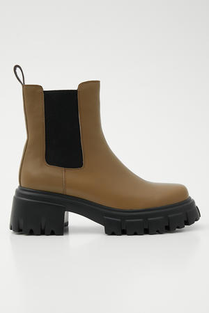 STACCATO 2022 WINTER COLLECTION