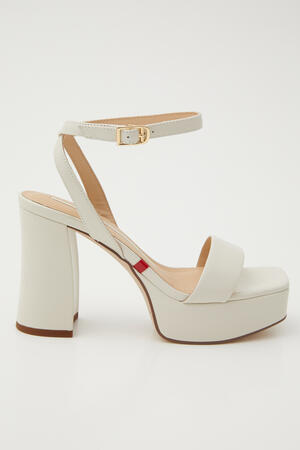 STACCATO 2023 SPRING/SUMMER COLLECTION