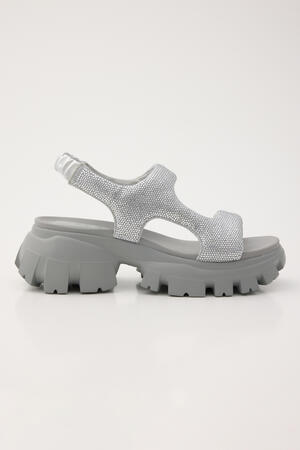 staccato 350JS136-6715（コスモスラギッドソールサンダル）