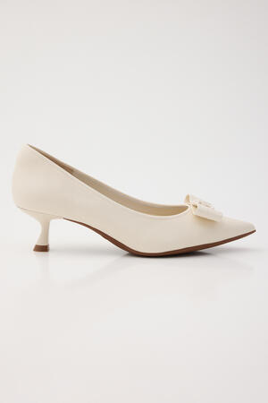 staccato 350JA111-1040（ラニーキトゥンヒールパンプス）