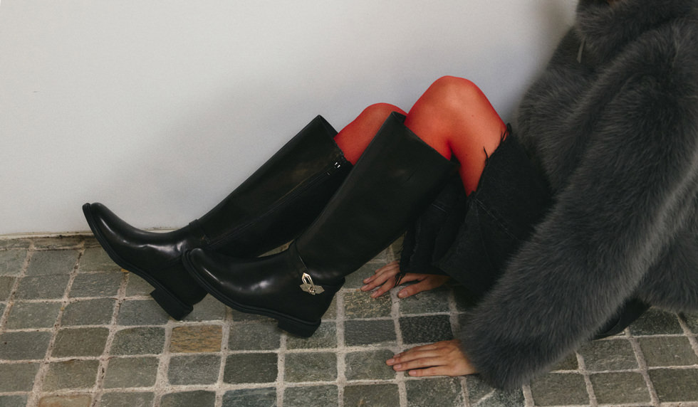 STACCATOのパール付き厚底パンプス★黒★美品★２３㎝★定価２万５千円 STACCATO | パールリボンウェッジソールパンプス (パンプス